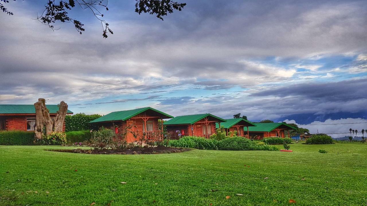 Grandpas Hotel & Restaurante Cartago Exterior photo